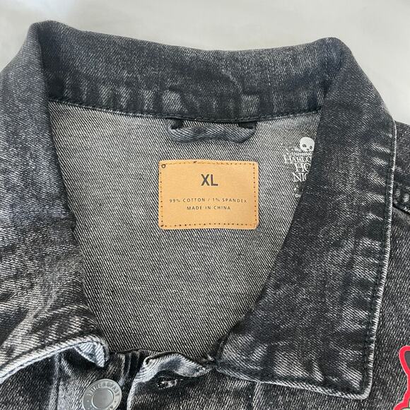 NWT Universal Studios Halloween Horror Nights 2022 Studio Screamers Jean Jacket - Picture 10 of 16